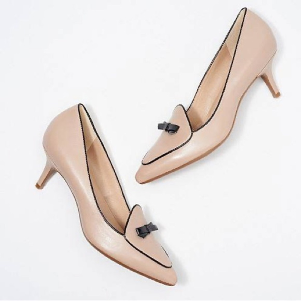 Isaac Mizrahi Leather Bow Pumps with Piping Detail